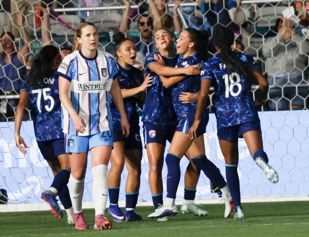 Wave outlast Chicago for third win since Sunday