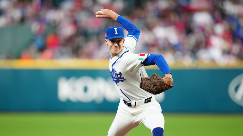 Italy's WBC run ends, as Venezuela advances to play United States in final