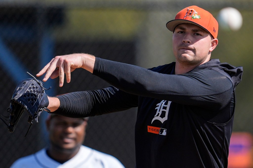 Padres hosting Tarik Skubal, Tigers to start 2026