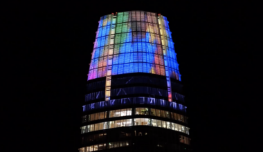 Salesforce Tower lights up for Indian festival