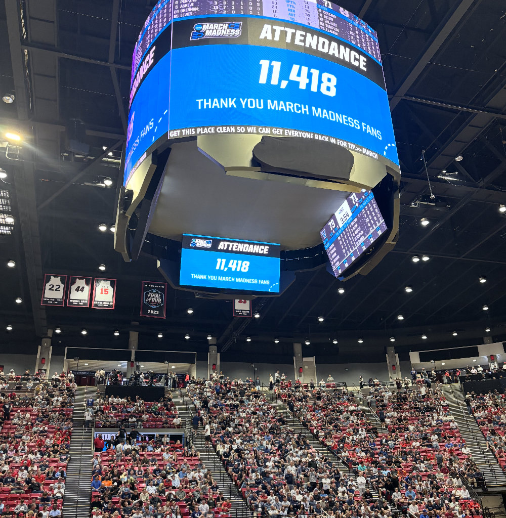 West Coast Wildcat Fans Experience Villanova Men’s Basketball At Viejas Arena – The Villanovan