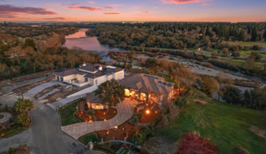 Fair Oaks riverfront estate seeks record $4.5 million sale