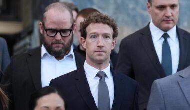 Lawyers in landmark social media addiction trial make final appeals