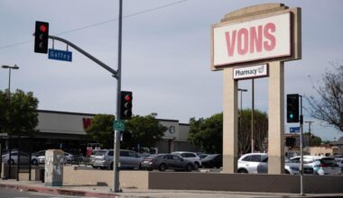 This Vons store in San Diego County is closing and laying off 65 – San Diego Union-Tribune