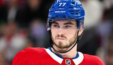 Montreal Canadiens forward Kirby Dach exits vs. Anaheim Ducks with upper-body injury