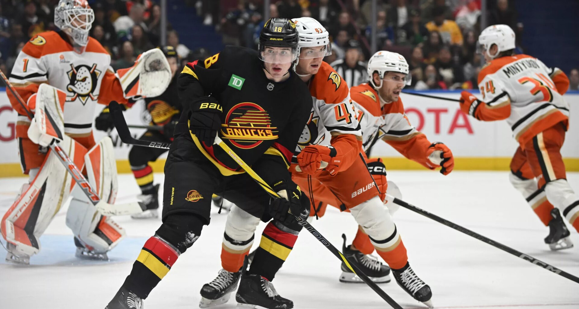 Ducks Look To Strengthen Pacific Division Lead Against Canucks