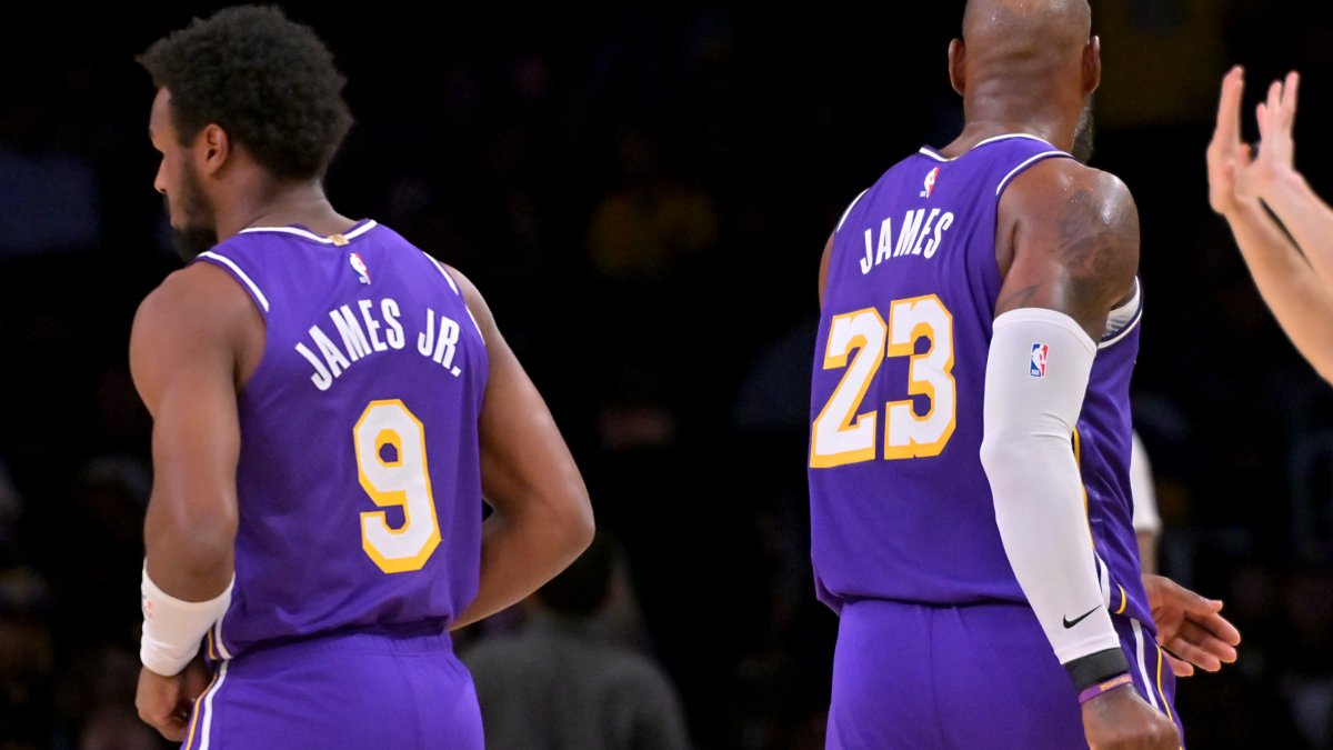 LeBron’s pass to Bronny for 3 was NBA’s first father-son assist – NBC Los Angeles