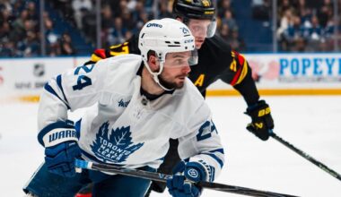 Maple Leafs trade Scott Laughton to Los Angeles Kings for draft pick