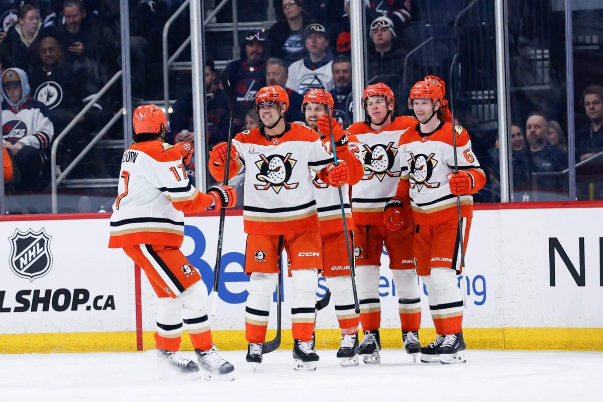 The Ducks found a new template to win games. It could make them a playoff threat