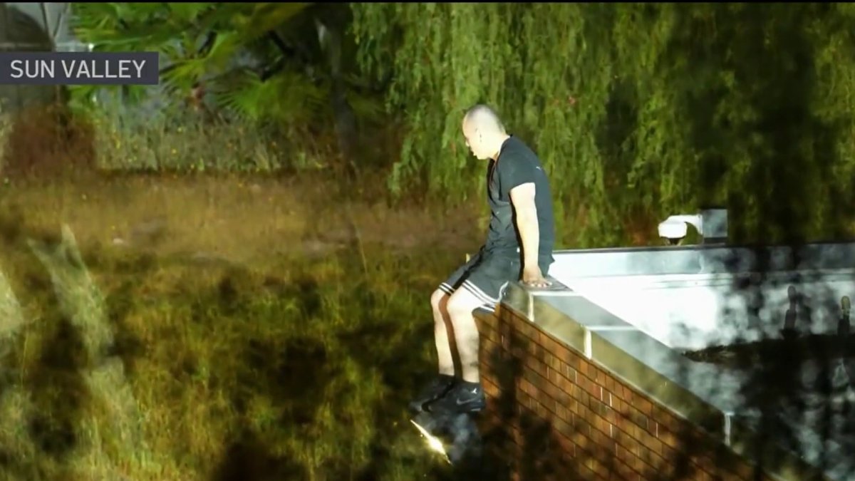 DUI suspect in custody after pursuit and standoff in Sun Valley – NBC Los Angeles