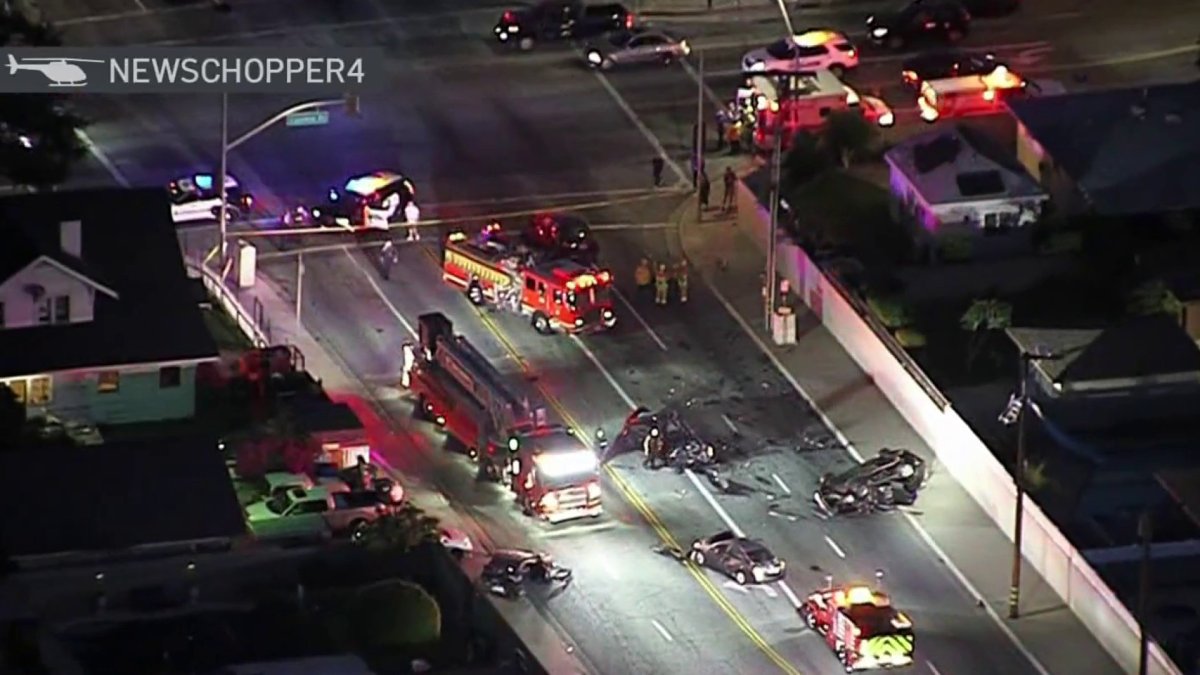 Several people hurt in multi-car crash in Covina – NBC Los Angeles