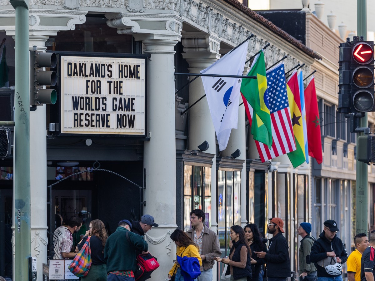 Trio of closures in Oakland’s core includes notable sports bar, a Thai restaurant and a boba spot