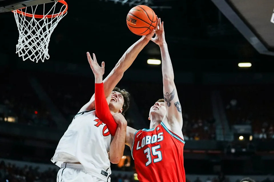 San Diego State forward Miles Heide (40) blocks a shot from New Mexico JT Rock (35) during the semifinal Mountain West Championship tournament game between San Diego State and New Mexico on Friday March 13, 2026 in Las Vegas, Nev.