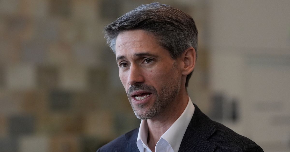 Top California Democrat flops with call for candidates to exit governor's race :: WRAL.com