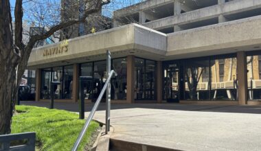 Fatal stabbing on K Street leaves downtown Sacramento businesses uneasy