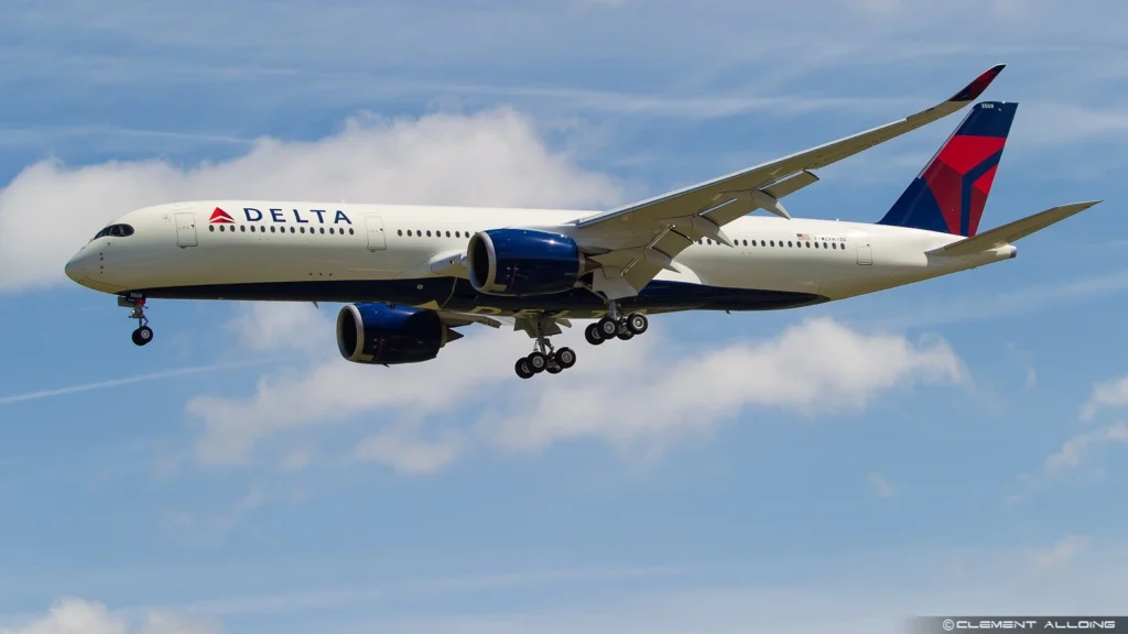 Delta Los Angeles to Sydney Flight with A350 Suffers Turbulence, 4 Attendants Injured