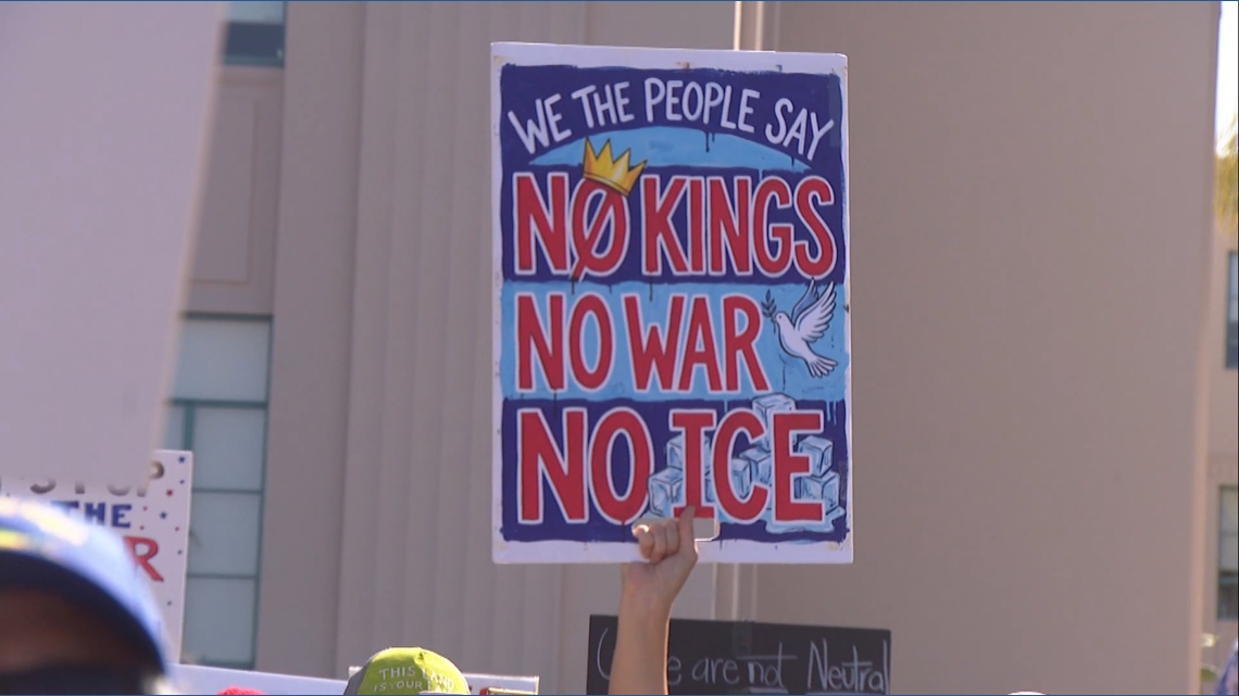 'No Kings' rally in downtown San Diego brings out 40k protesters