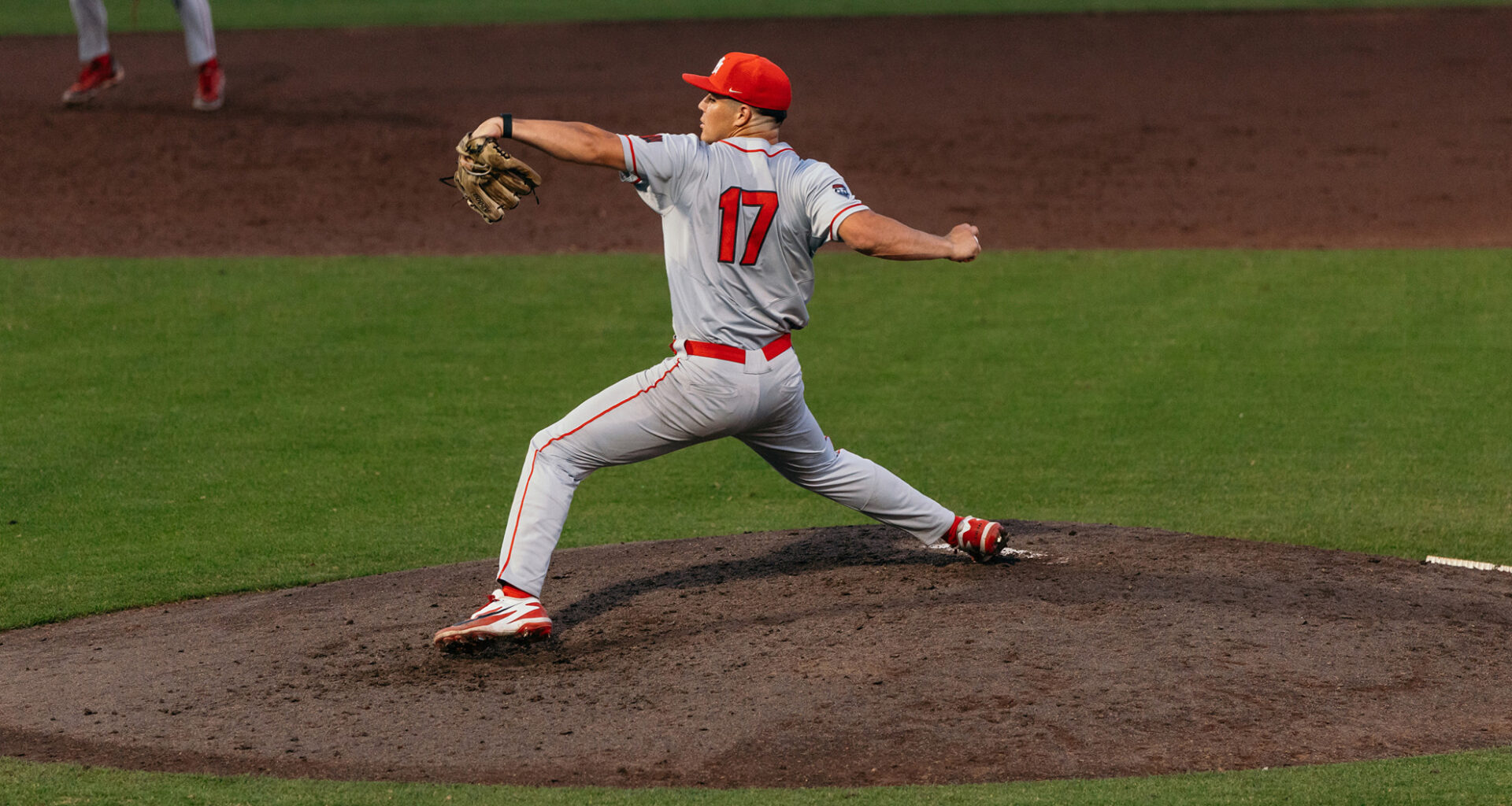 Lobos Fall in Extras at San Jose - New Mexico Lobos