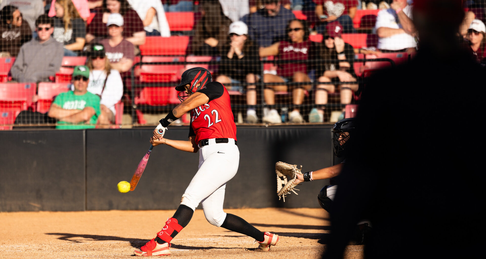Late Rally Lifts Aztecs Past UNLV 13-7