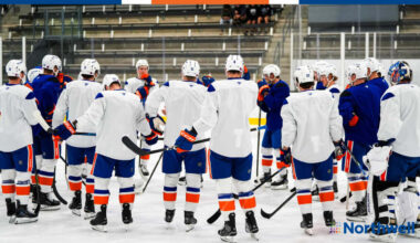 PHOTOS: Islanders Practice in Anaheim