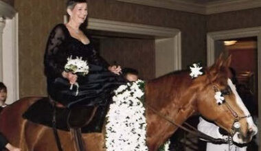 Alyce de Roulet Williamson – San Diego Union-Tribune