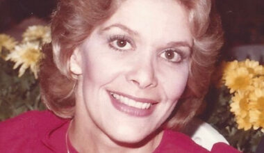 Sharron Lovejoy Derrough – San Diego Union-Tribune