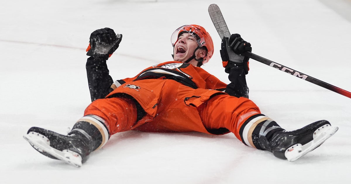 Cutter Gauthier scores twice, Ville Husso has 42 saves in Ducks' 5-1 win over Islanders