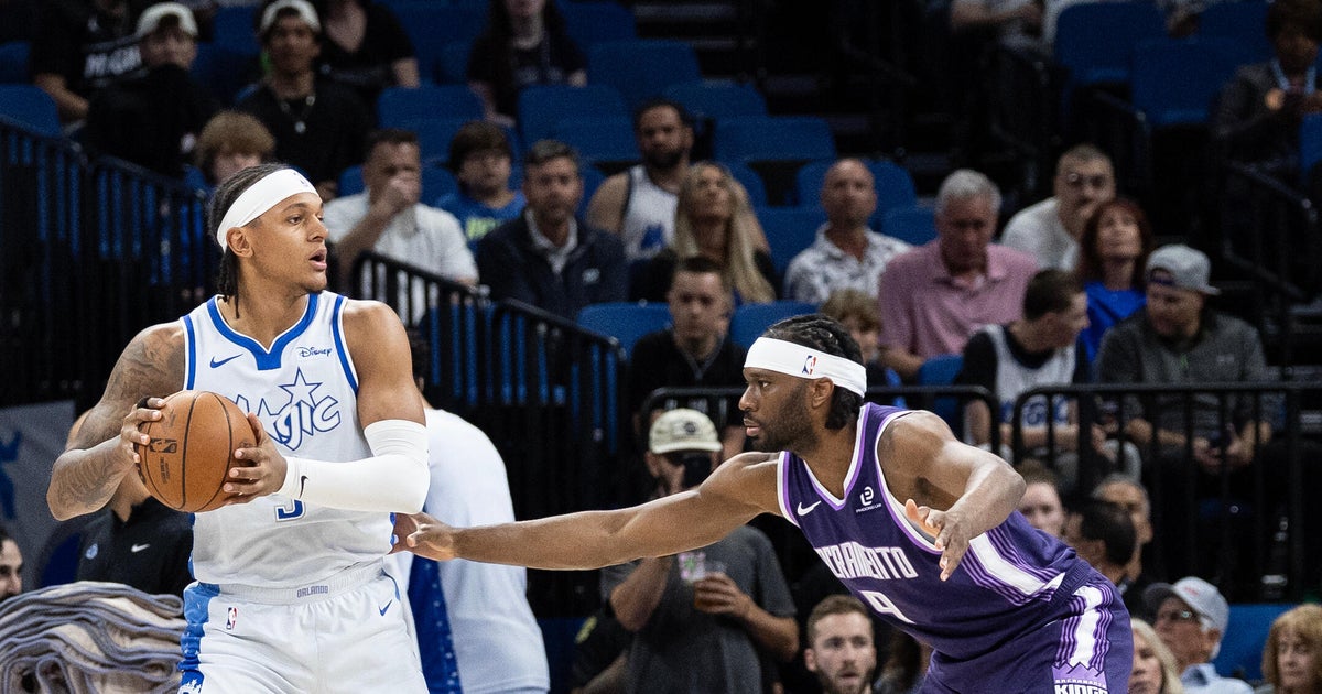 Magic stop 6-game losing streak by beating Kings 111-107