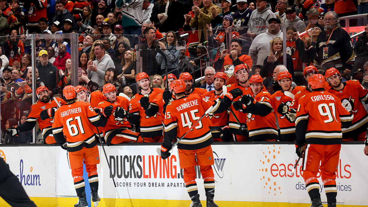 Highlights: Ducks Trounce Isles 5-1