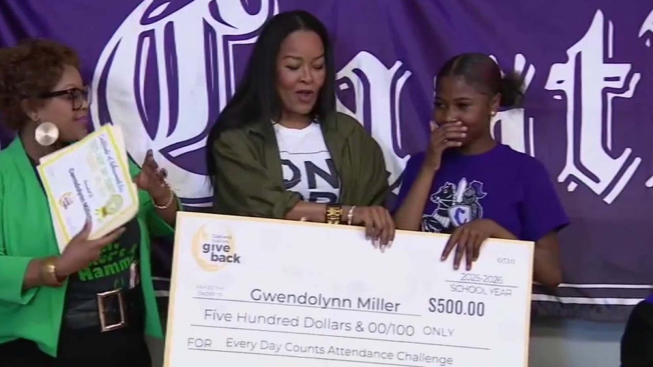 Oakland high schooler wins award for attendance