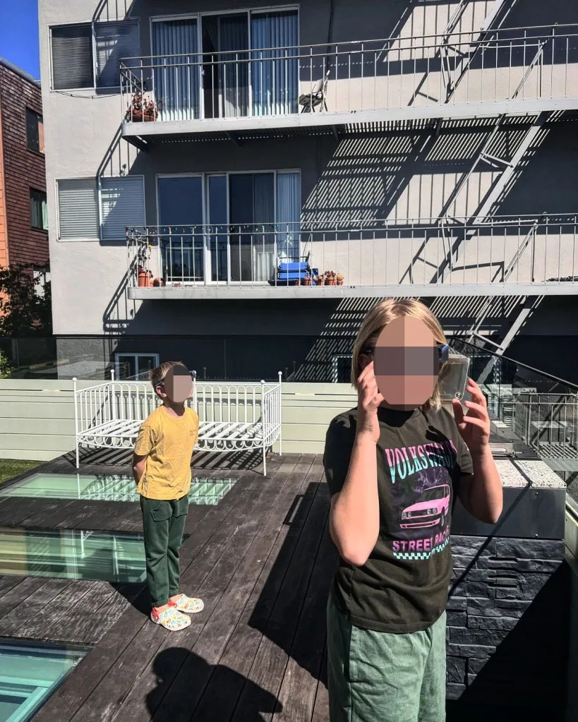 Their children seen on the rooftop of the home. Facebook / Ben Ramirez