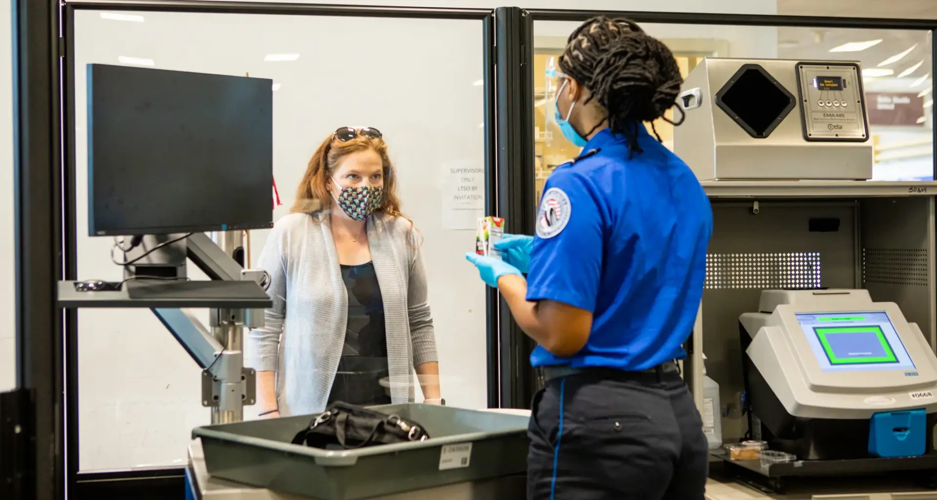 Australian Traveler Attacks TSA Officer at Los Angeles After Mistaking Lost Bag for Theft