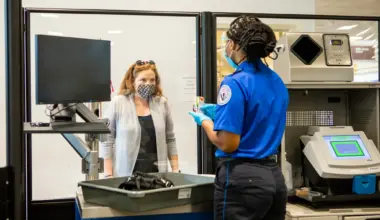 Australian Traveler Attacks TSA Officer at Los Angeles After Mistaking Lost Bag for Theft