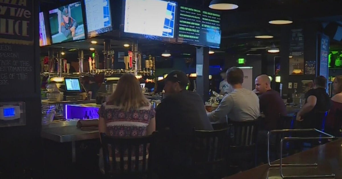 California lawmakers push 4 a.m. last call to help revive struggling downtowns