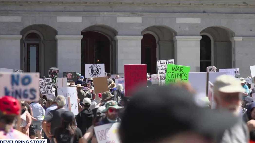 Sacramento ‘No Kings’ rally draws crowds, frustration over Iran war and DHS shutdown