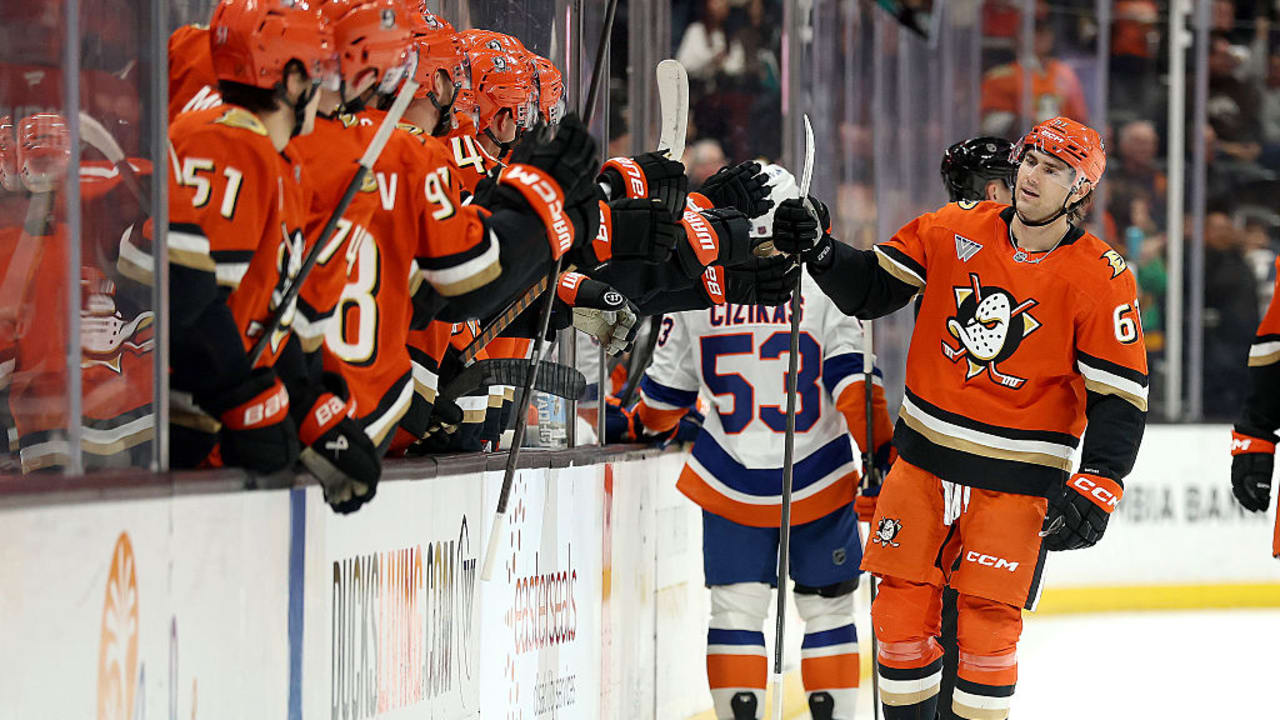 Gauthier Pots His 30th | Anaheim Ducks