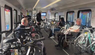 Caltrain considering ban on oversized bicycles