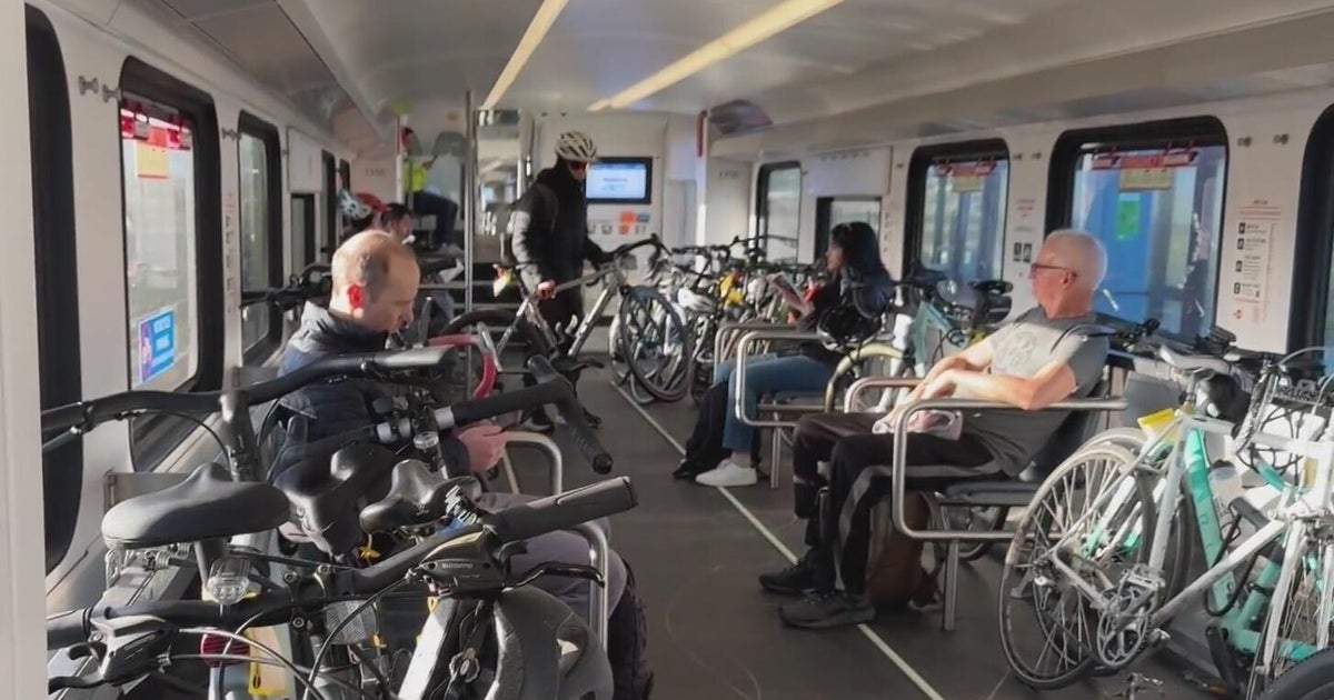 Caltrain considering ban on oversized bicycles