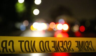 Two wounded after shooters open fire on moving vehicle in Oakland – East Bay Times