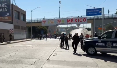 Traffic on San Ysidro Port of Entry diverted due to Mexican teacher protest – NBC 7 San Diego