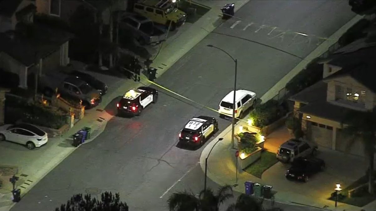 2 people found dead inside Chatsworth home – NBC Los Angeles