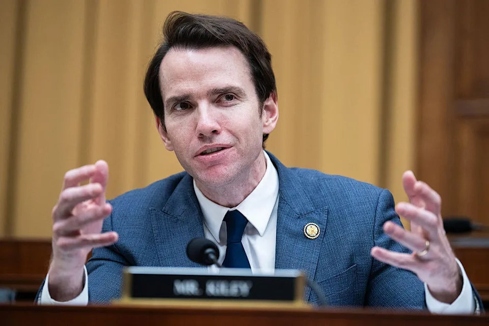 Rep. Kevin Kiley questions Attorney General Pam Bondi during the House Judiciary Committee hearing on Feb. 11, 2026.  / Credit: Tom Williams/CQ-Roll Call, Inc via Getty Images