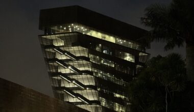 Tensions rise between docents and admin at FAMSF