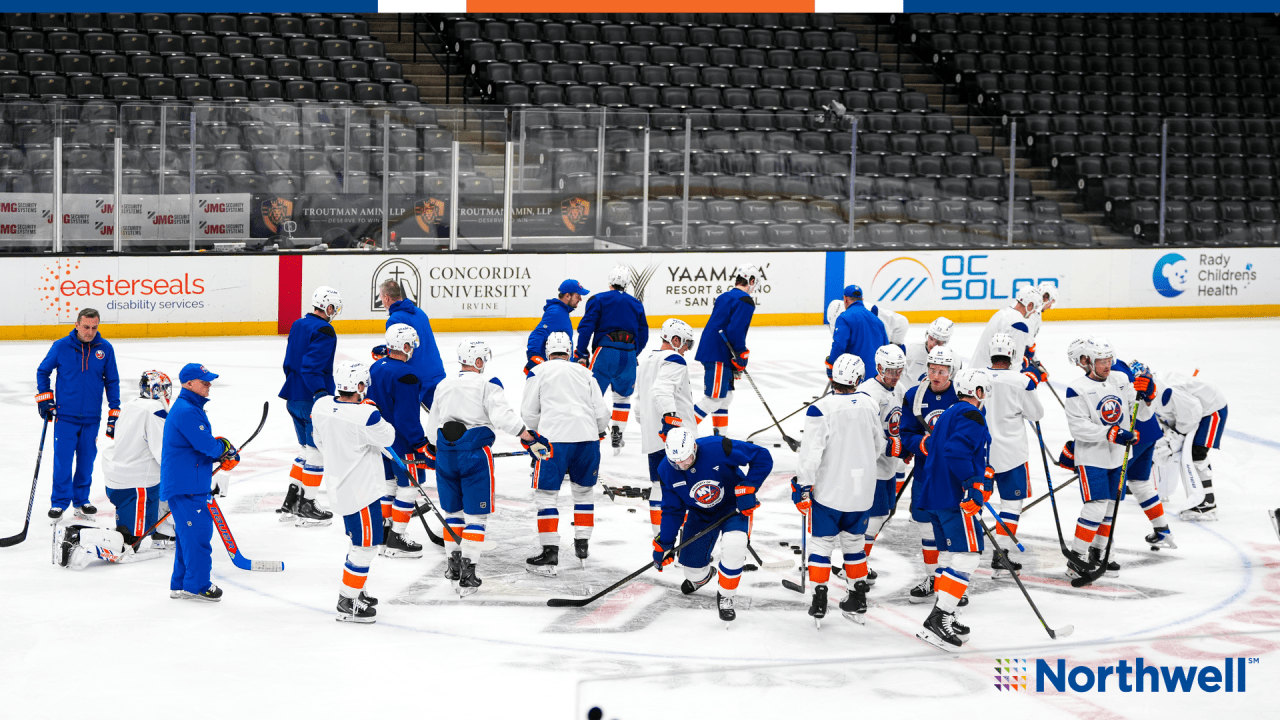PHOTOS: Islanders Morning Skate in Anaheim