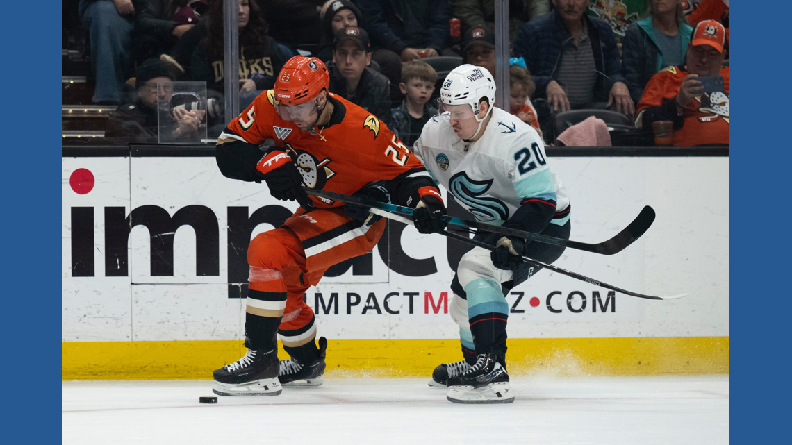 Ryan Poehling and the Anaheim Ducks agree to a 4-year, $15 million contract extension