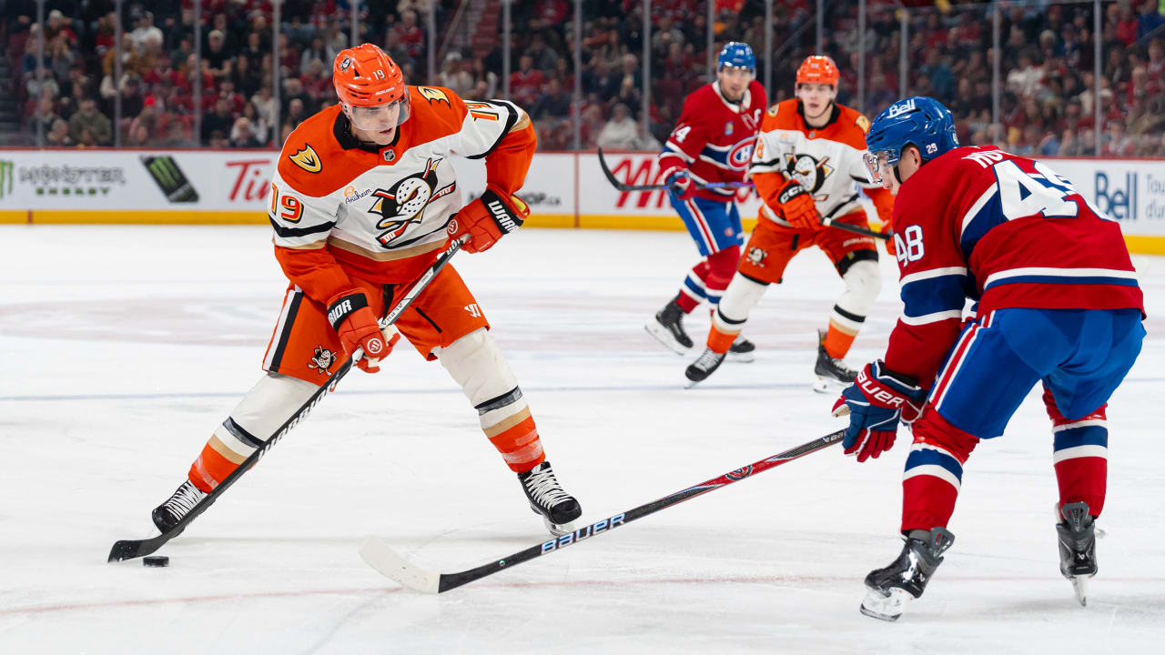 Terry has 3 points in return, Ducks edge Canadiens on late goal