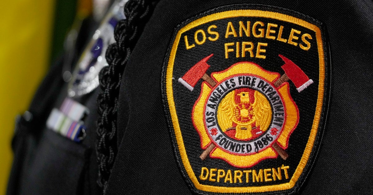 2 hospitalized after fire at El Sereno apartment building