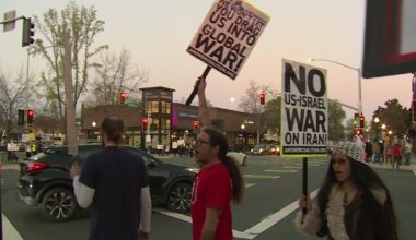 Sacramento protesters rally against escalating U.S.-Israeli war with Iran
