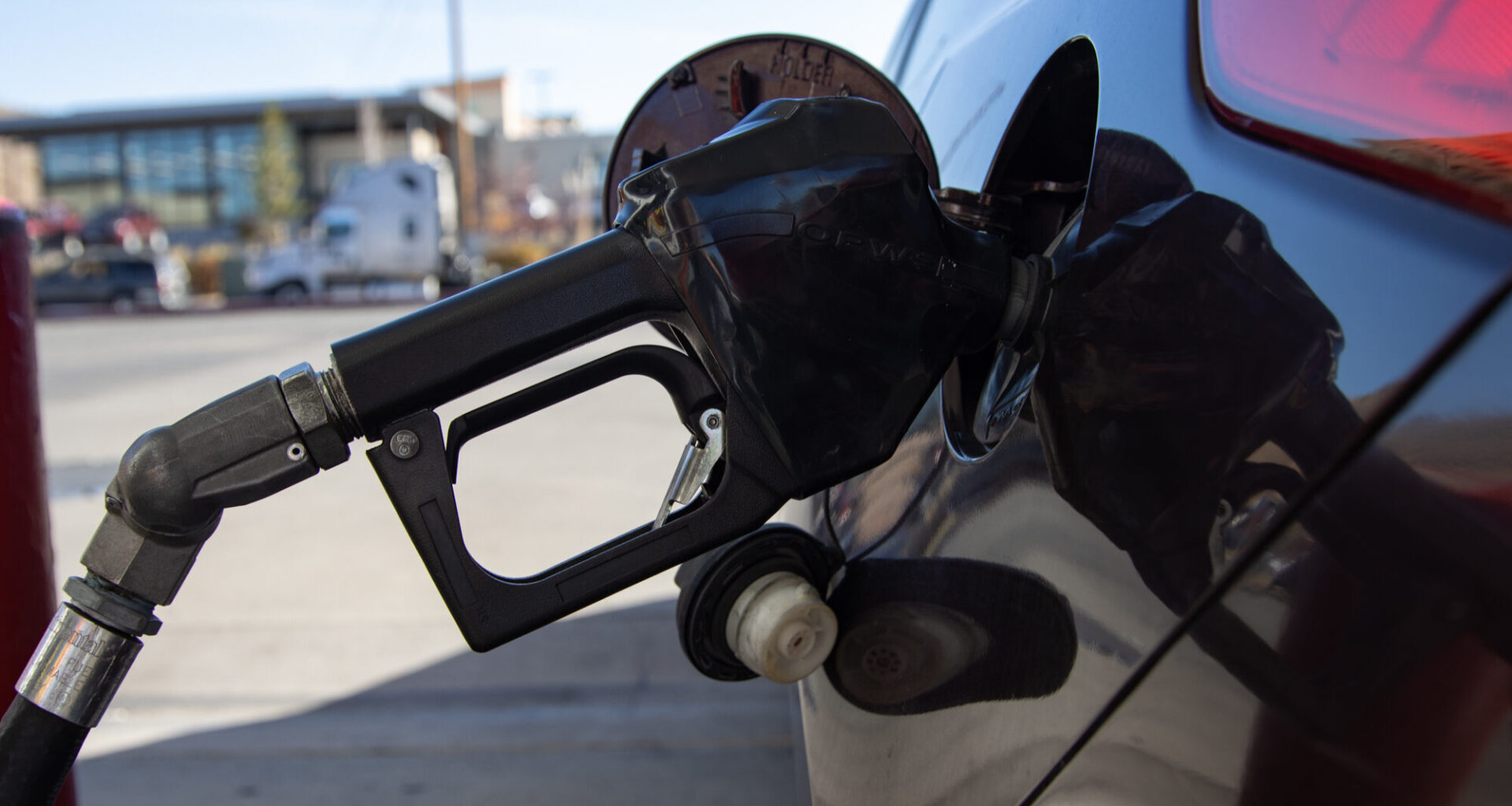 Iran war spikes Nevada gas prices; Lombardo asks California to delay emission changes