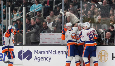 Horvat backhands OT winner | NHL.com